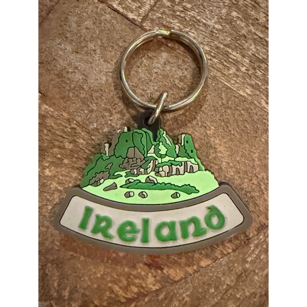 John Hinde Ltd Ireland Hills Scenery Rubber Keychain 2 Inch Souvenir Green